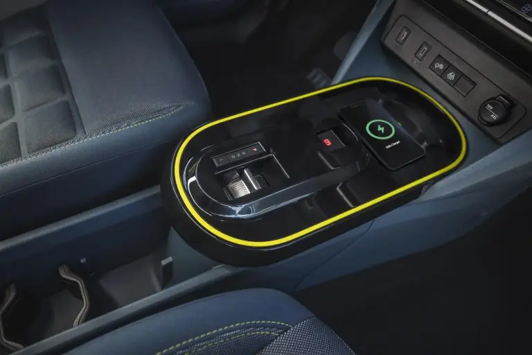 Fiat Grande Panda Hybrid - 45