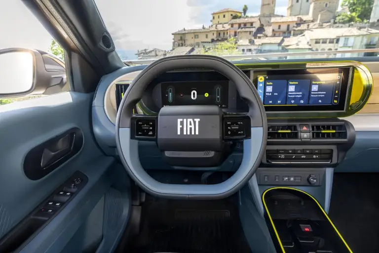 Fiat Grande Panda Hybrid - 44