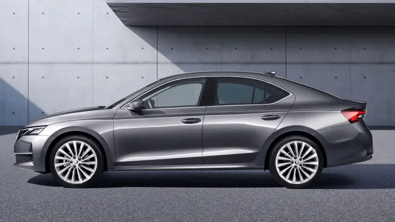 Skoda Octavia 2025: prezzo, foto, dimensioni, allestimenti - 5