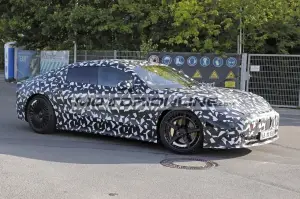 Mercedes AMG GT 4 porte - Foto spia 20-5-2025 - 4