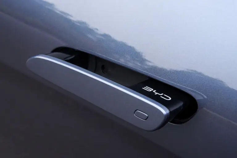 BYD Sealion 7 2025: prezzo, foto, dimensioni e allestimenti - 7