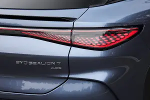 BYD Sealion 7 2025: prezzo, foto, dimensioni e allestimenti - 5
