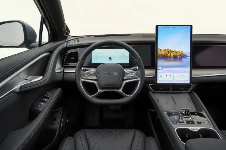 BYD Sealion 7 2025: prezzo, foto, dimensioni e allestimenti - 1