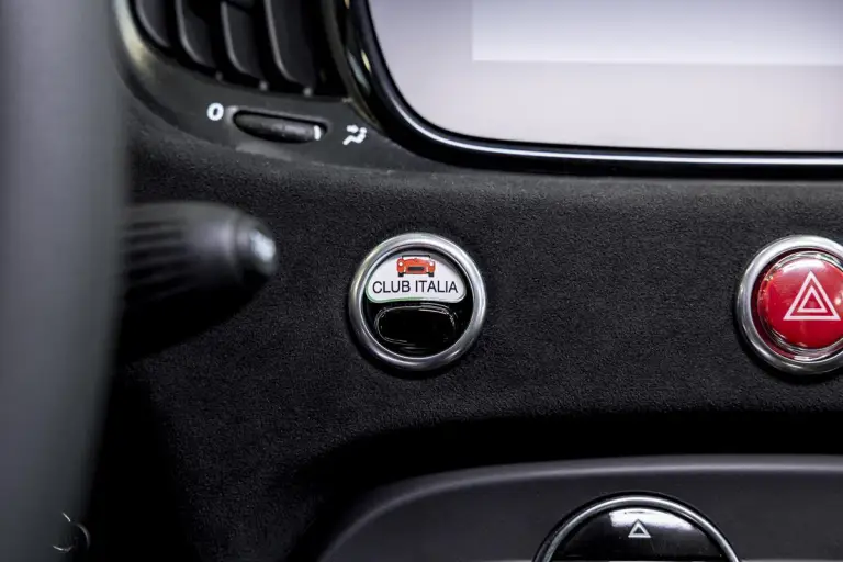 Abarth 695 Club Italia - 7