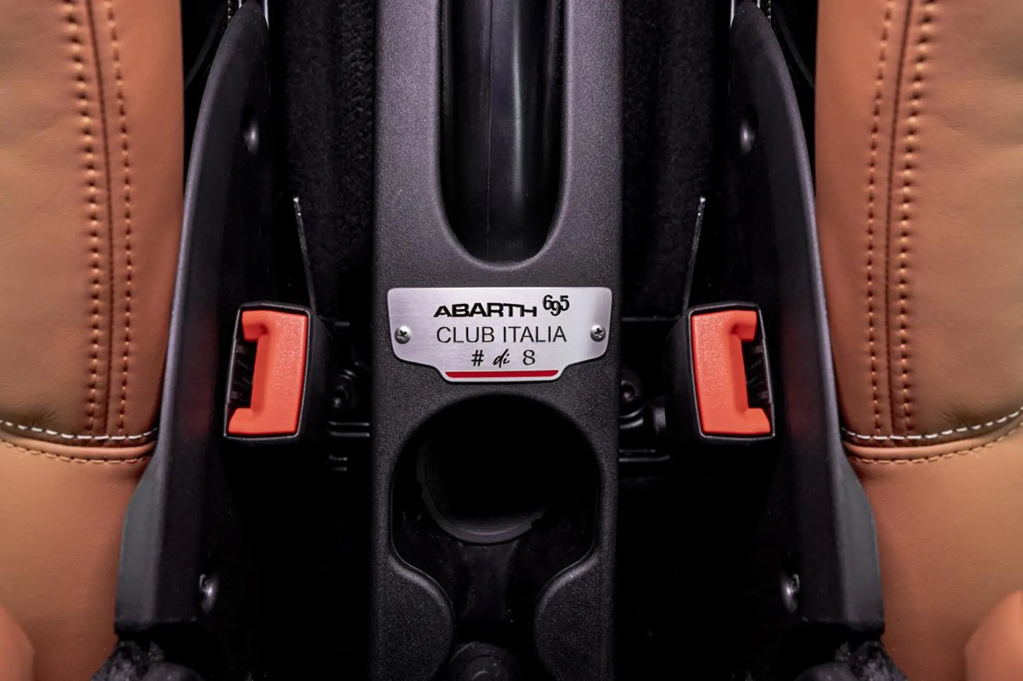 Abarth 695 Club Italia - 11