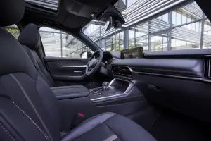 Mazda CX-80 2025: prezzo, foto, dimensioni, allestimenti - 5