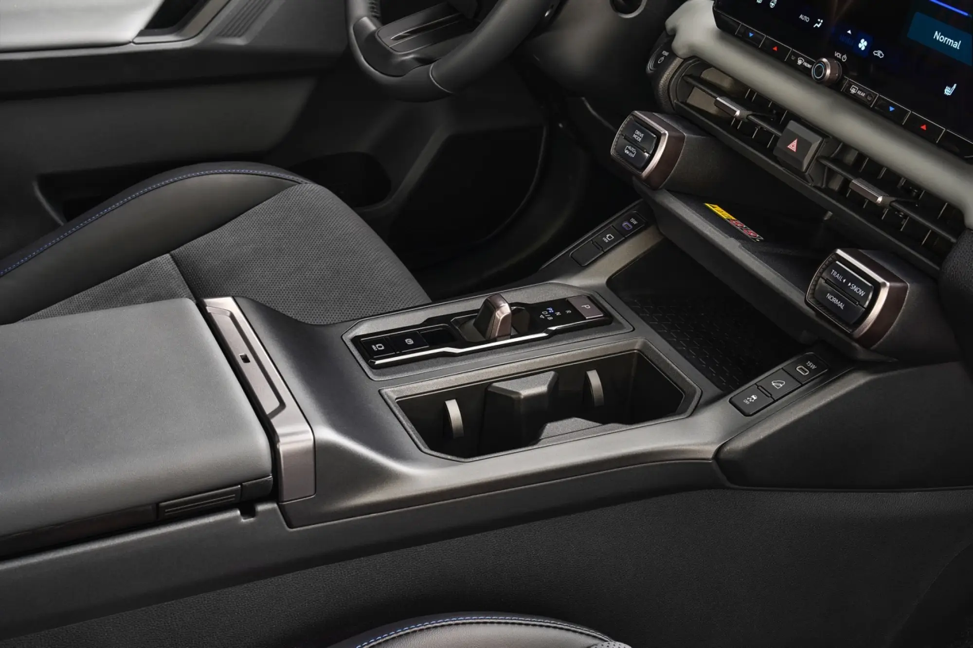 Toyota RAV4 2026 - Foto ufficiali - 3
