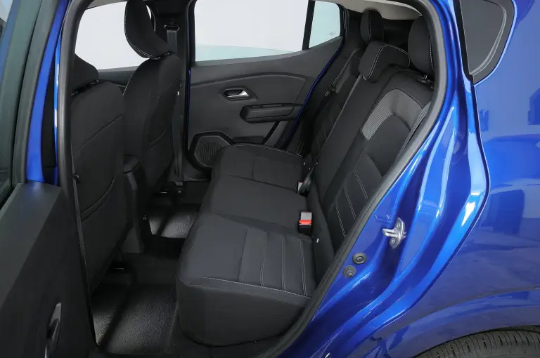 Dacia Sandero Streetway 2025: foto, prezzo, dimensioni e allestimenti - 4