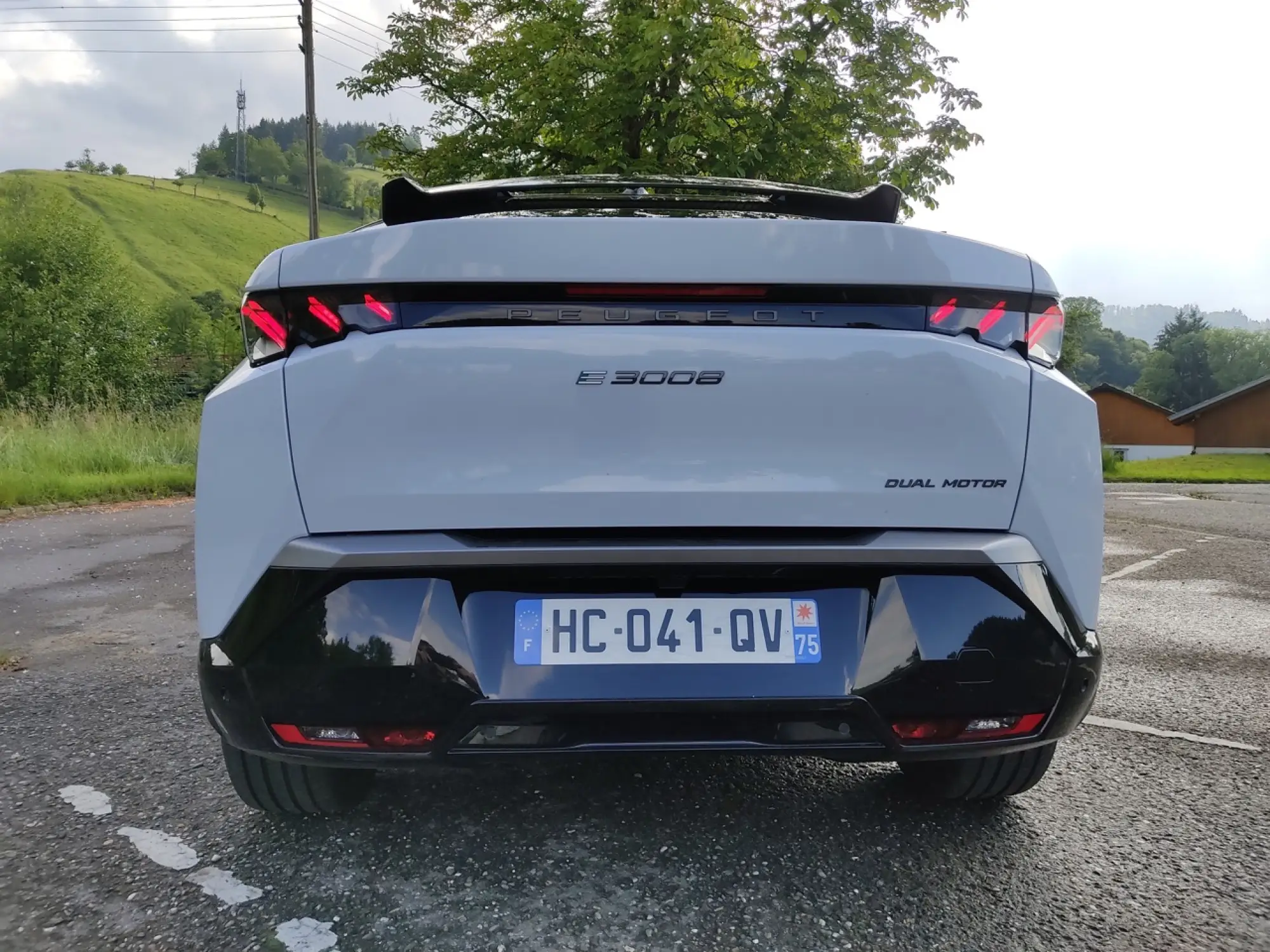 Peugeot e-3008 Dual Motor - Prova Foresta Nera - 31