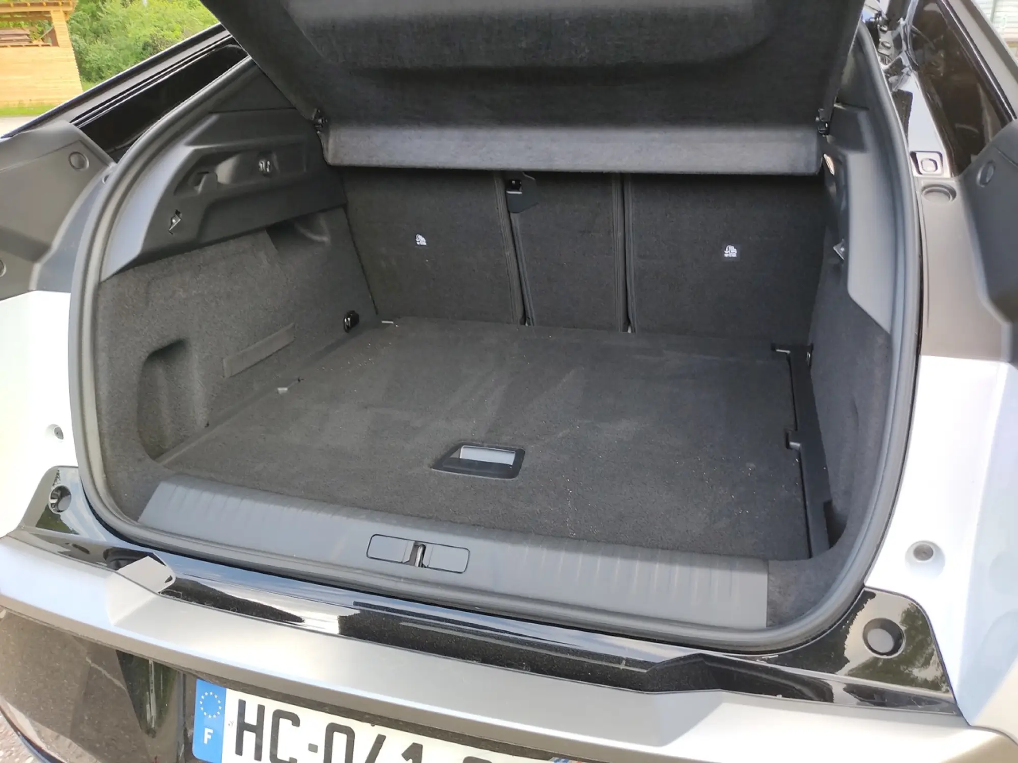 Peugeot e-3008 Dual Motor - Prova Foresta Nera - 29