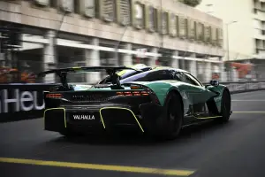 Aston Martin Valhalla - Debutto dinamico - 2
