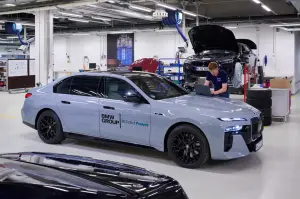 BMW i7 - Batterie stato solido - 2