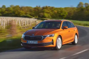 Skoda Octavia Wagon 2025: prezzo, foto, dimensioni, allestimenti - 10