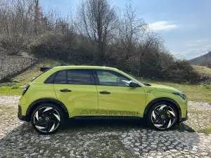 Abarth 600e Car Var - 15