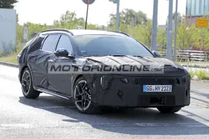 Kia Ceed SW - Foto spia 27-5-2025 - 3