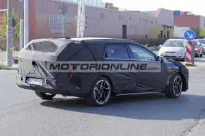 Kia Ceed SW - Foto spia 27-5-2025 - 8