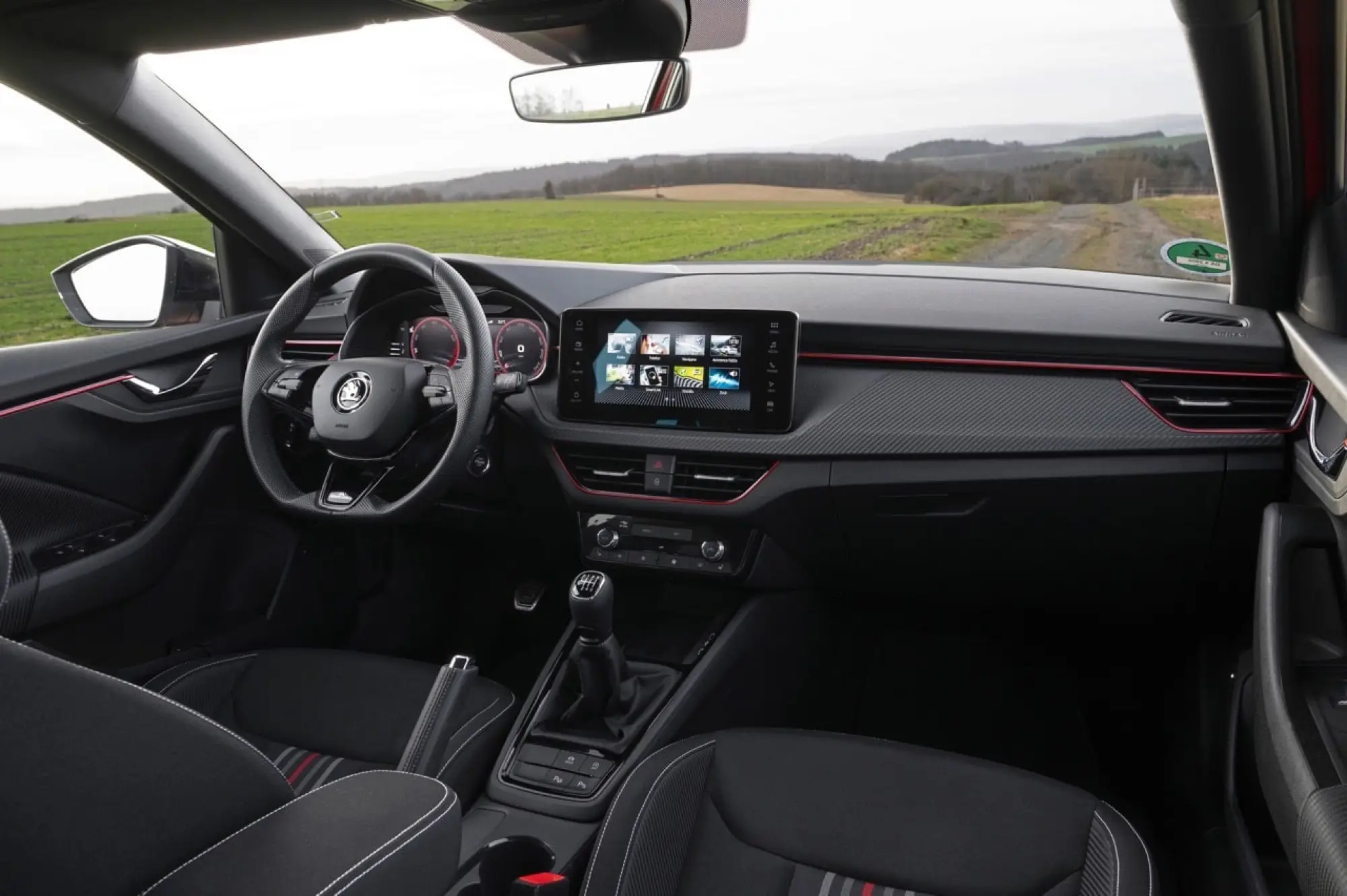 Skoda Scala 2025: foto, prezzo, dimensioni e allestimenti - 2