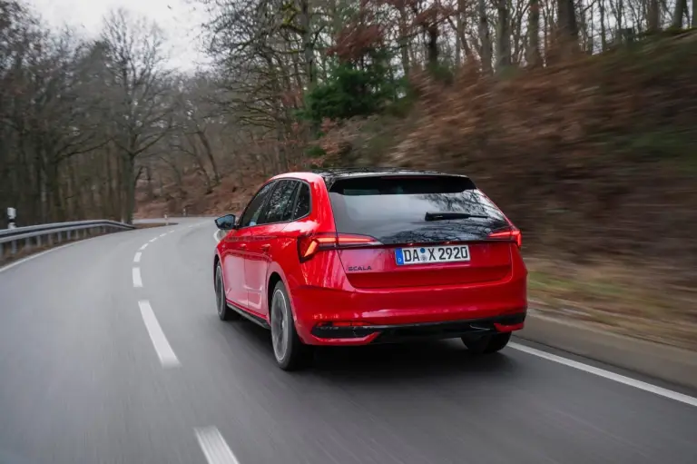 Skoda Scala 2025: foto, prezzo, dimensioni e allestimenti - 4