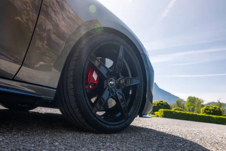 Audi ABT S5 Avant: carattere sportivo e firma tedesca. Le caratteristiche - 7