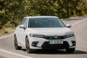 Honda Civic 2025: prezzo, foto, dimensioni e allestimenti - 4