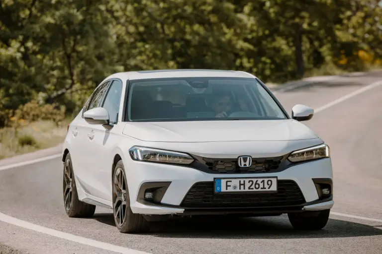 Honda Civic 2025: prezzo, foto, dimensioni e allestimenti - 4