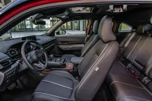 Mazda MX-30 2025: prezzo, foto, dimensioni e allestimenti - 2