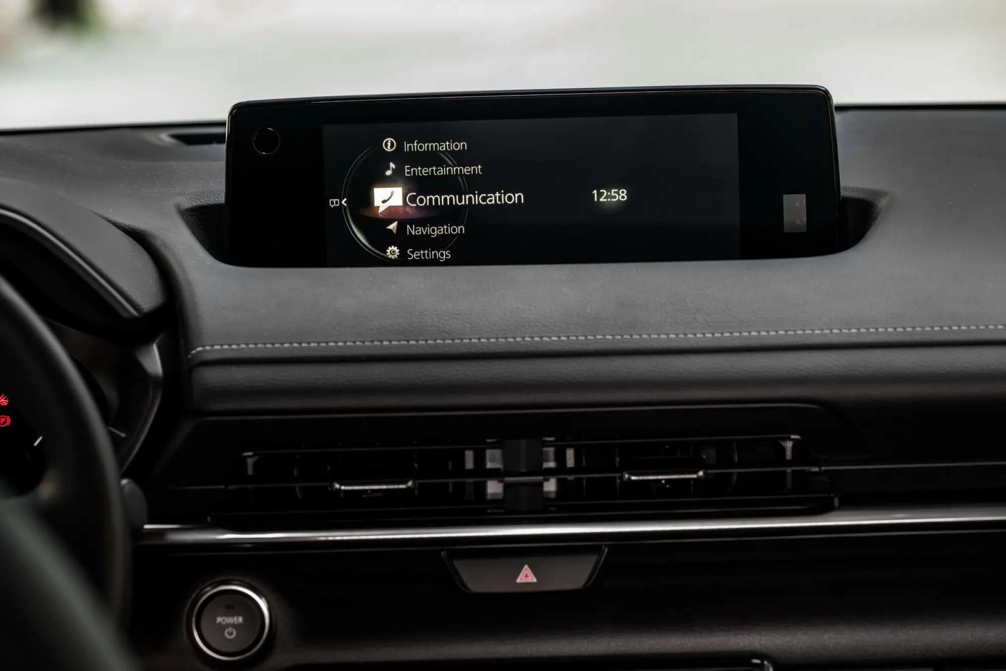 Mazda MX-30 2025: prezzo, foto, dimensioni e allestimenti - 1