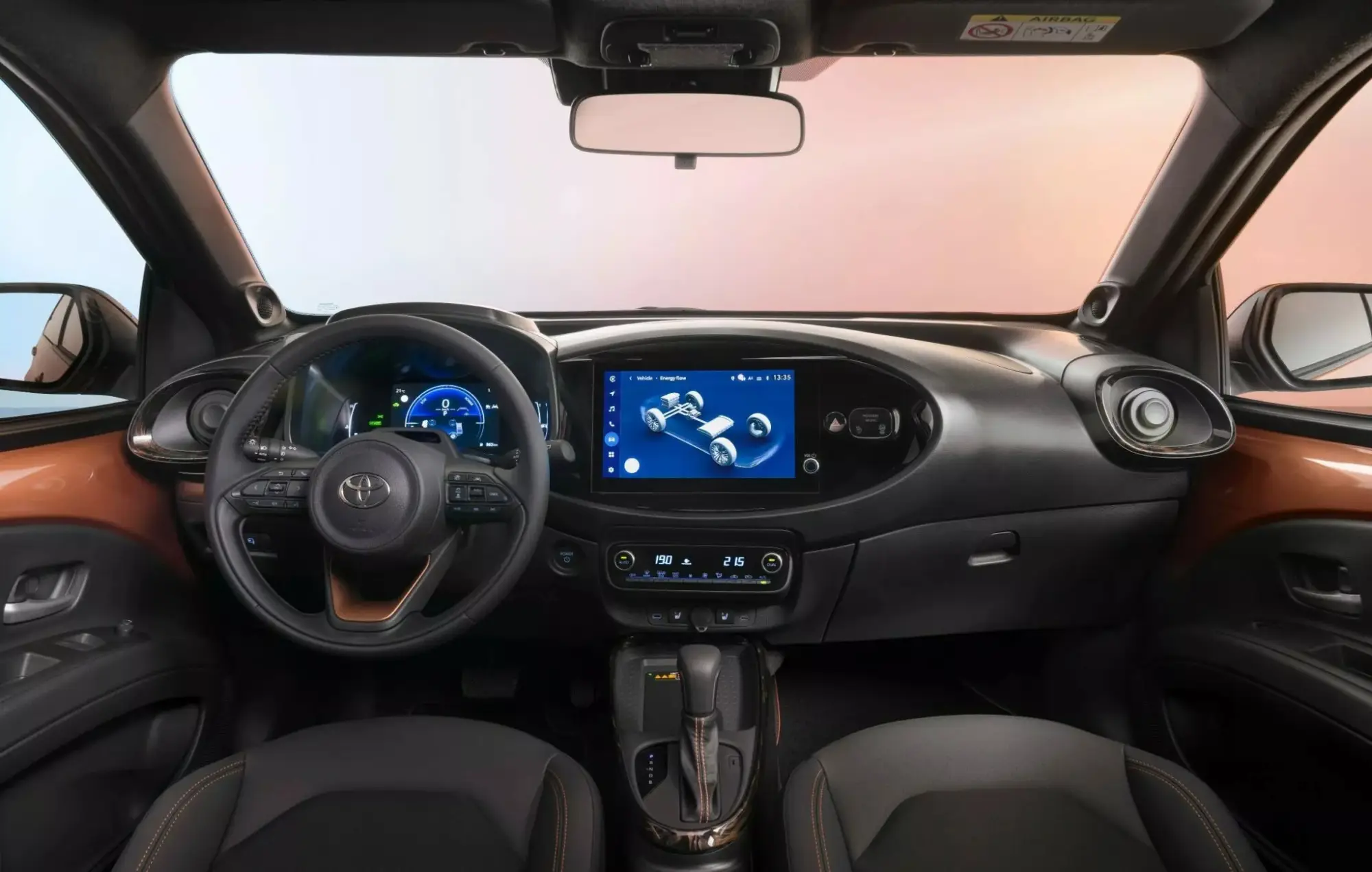 Toyota Aygo X Restyling - Prime immagini ufficiali - 3