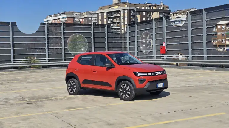 Dacia Spring 2025: prova su strada approfondita - 6