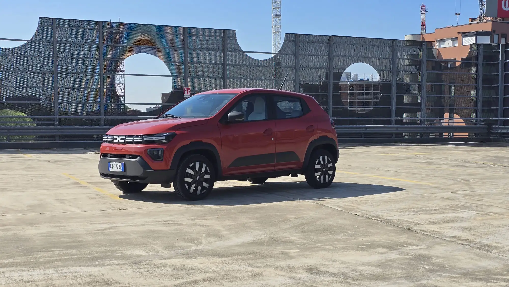 Dacia Spring 2025: prova su strada approfondita - 12