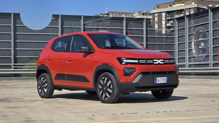 Dacia Spring 2025: prova su strada approfondita - 7