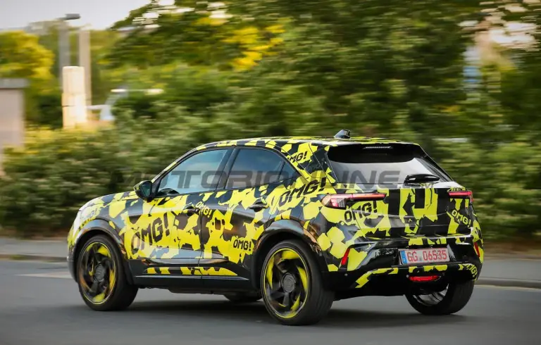 Opel Mokka GSE - Foto spia 04-06-2025 - 28