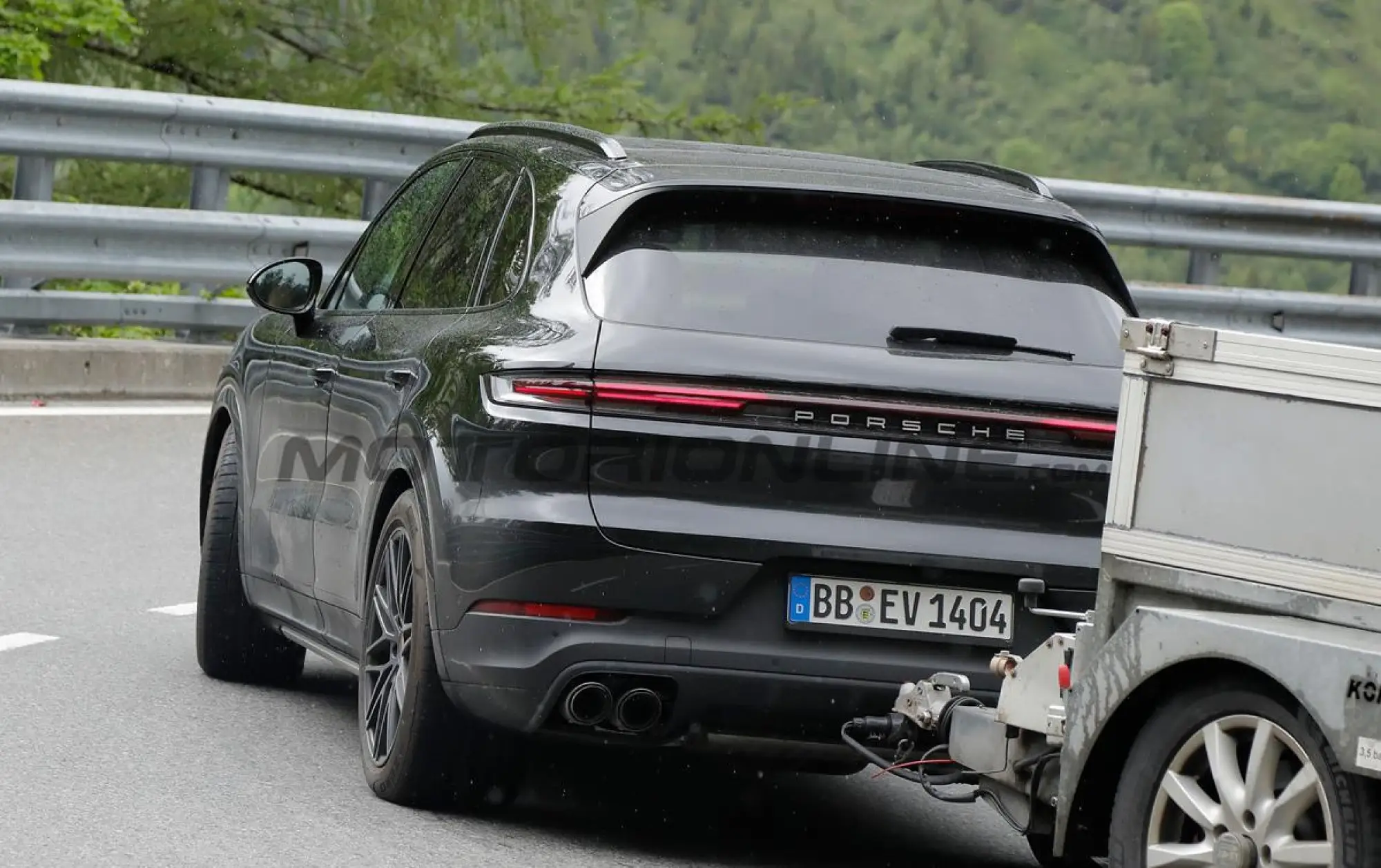 Porsche Cayenne 2026 - Foto spia 04-06-2025 - 9