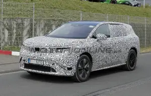 Skoda SUV 7 posti - Foto spia 05-06-2025 - 9