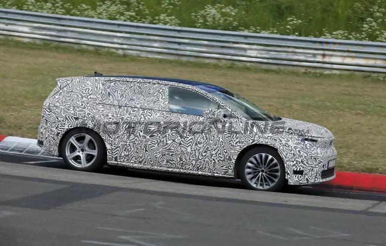 Skoda SUV 7 posti - Foto spia 05-06-2025 - 10