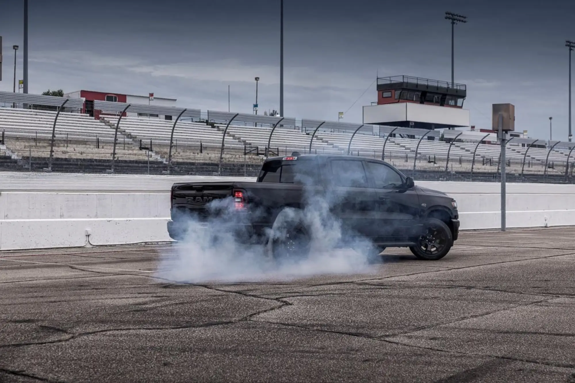 Ram 1500 Hemi 2026 - 5