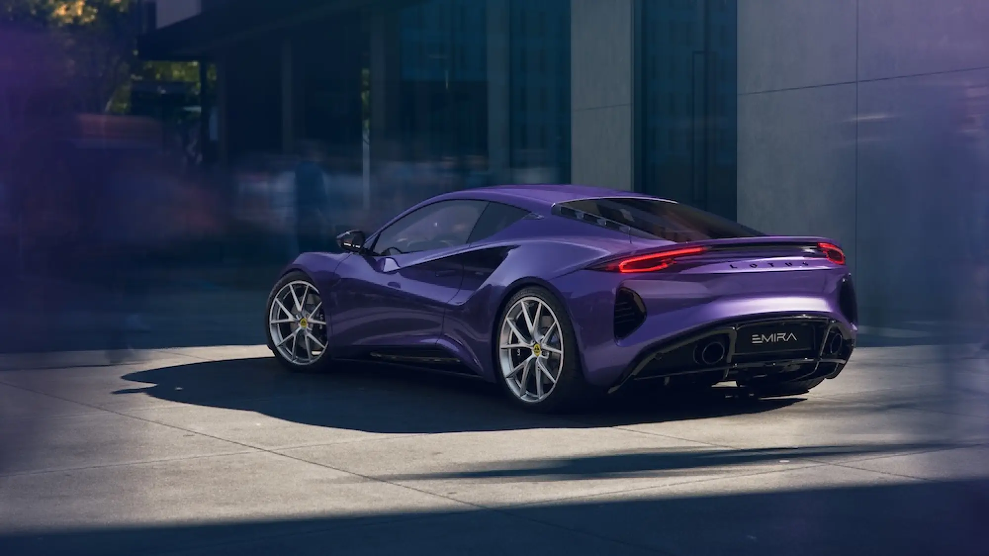 Lotus Emira V6 SE ed Emira Turbo - 2