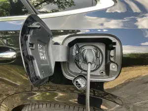 Mercedes GLE 400e 2025 - Come va