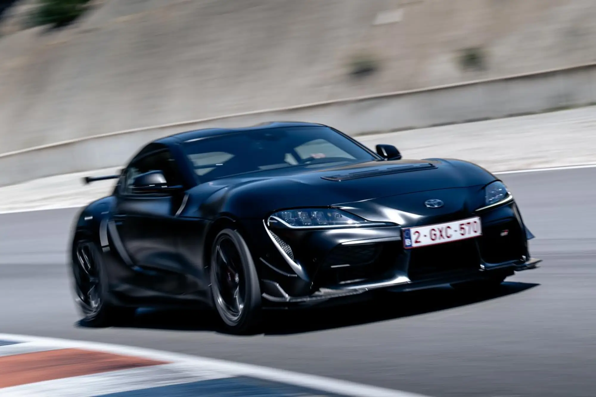 Toyota GR Supra A90 Final Edition e Lightweight EVO 2026 - 7