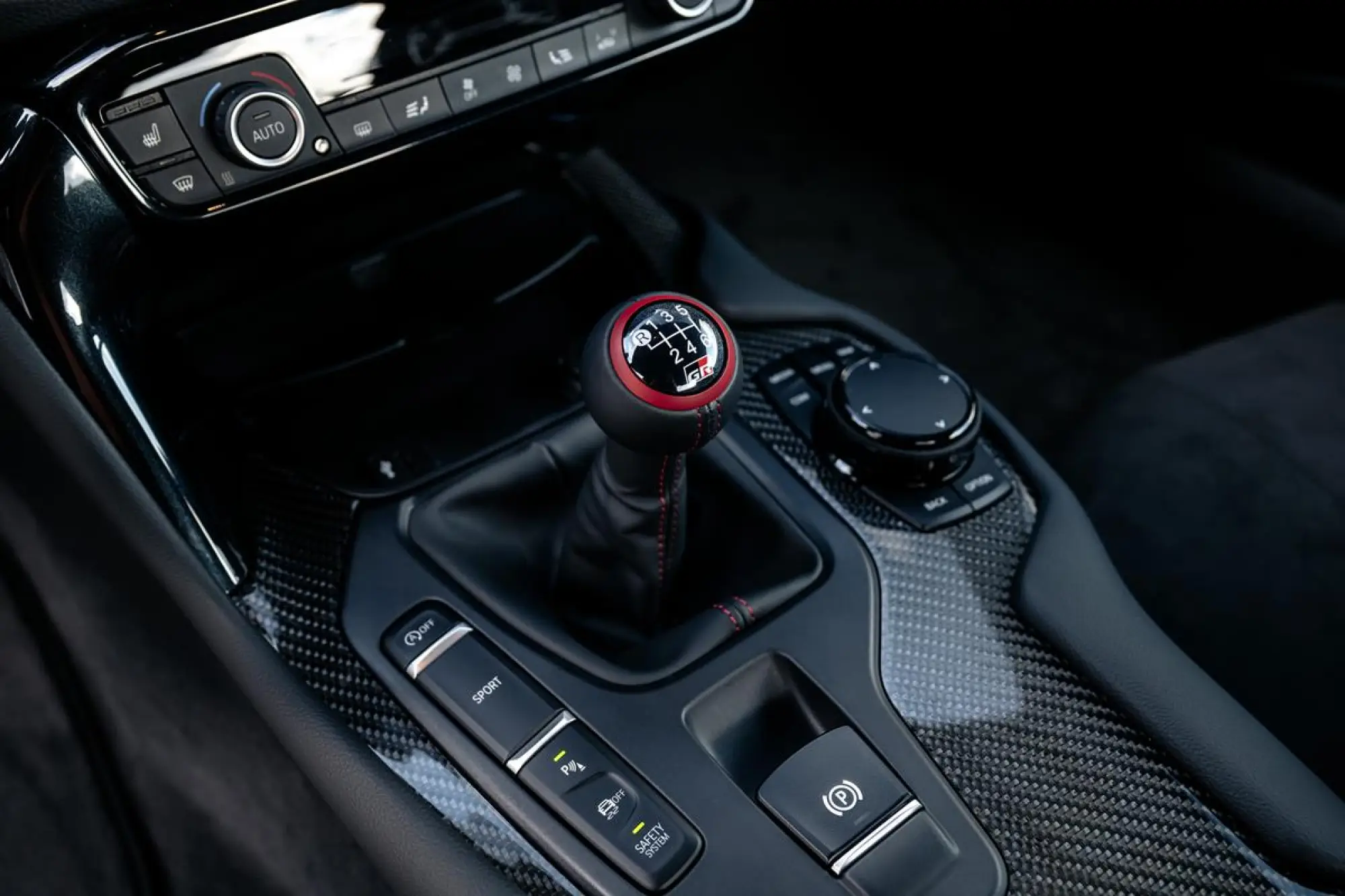 Toyota GR Supra A90 Final Edition e Lightweight EVO 2026 - 42
