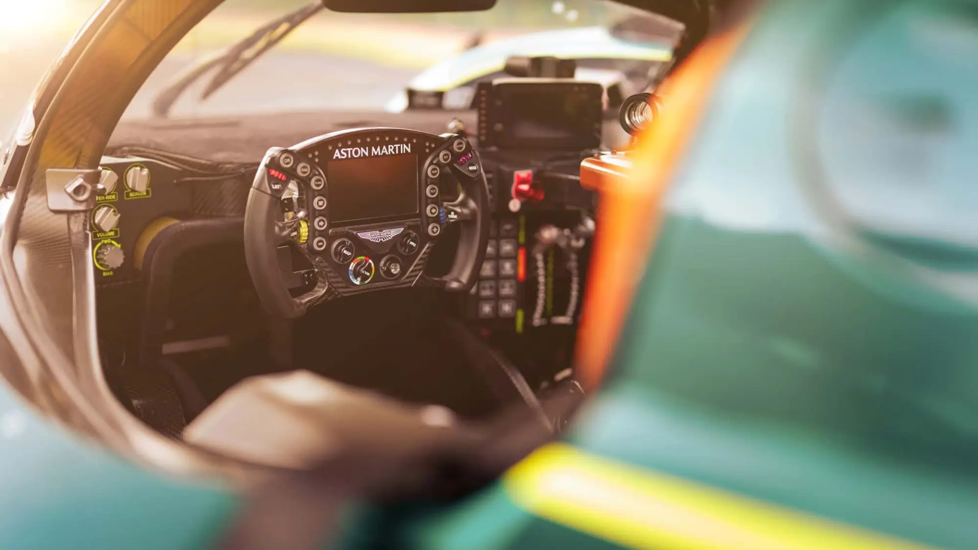 Aston Martin Valkyrie LM - 8