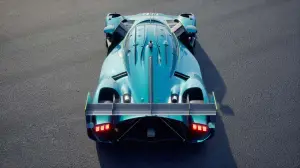 Aston Martin Valkyrie LM - 17