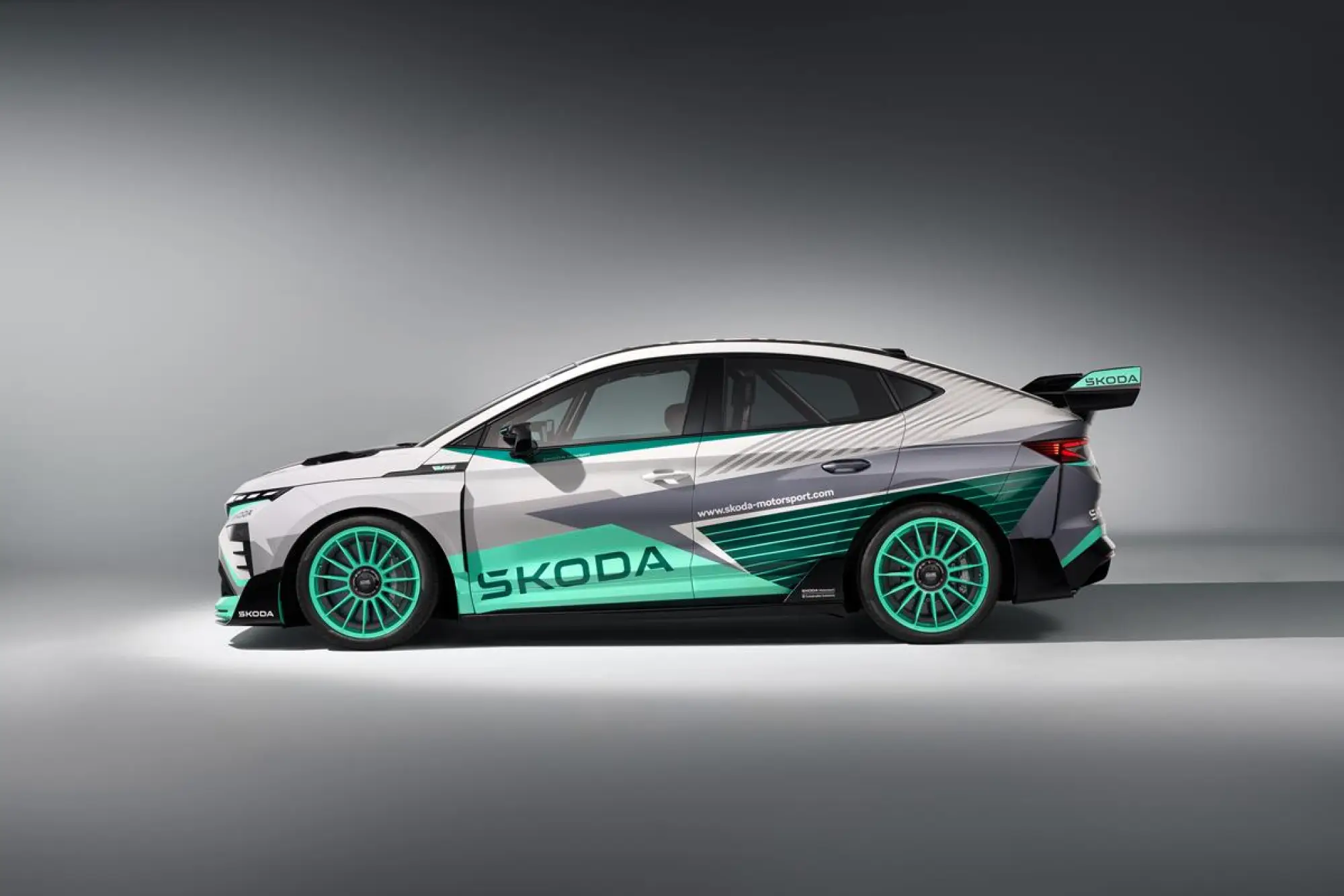 Skoda Enyaq RS Race Concept 2025 - 18