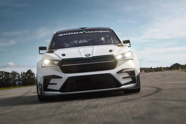 Skoda Enyaq RS Race Concept 2025 - 62