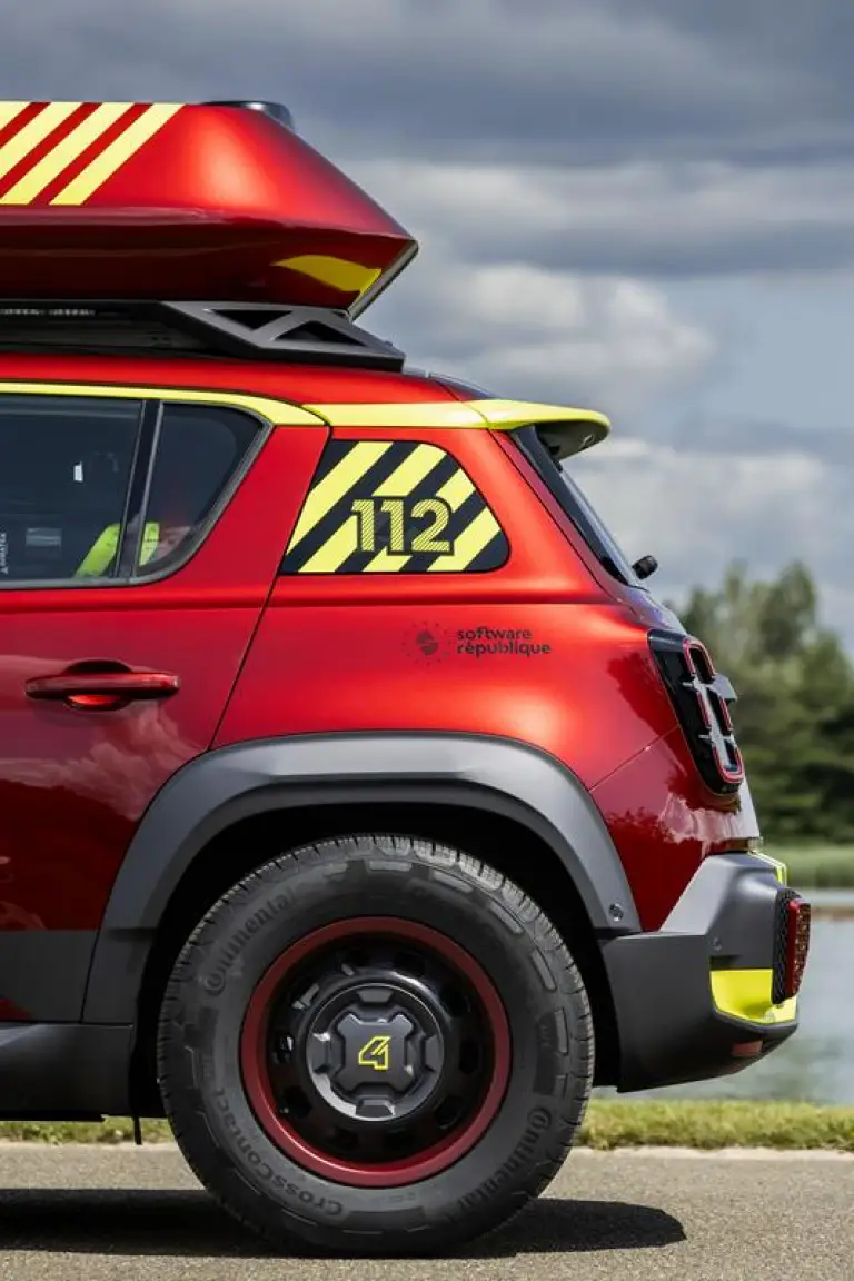 Renault Vision 4rescue concept - 11