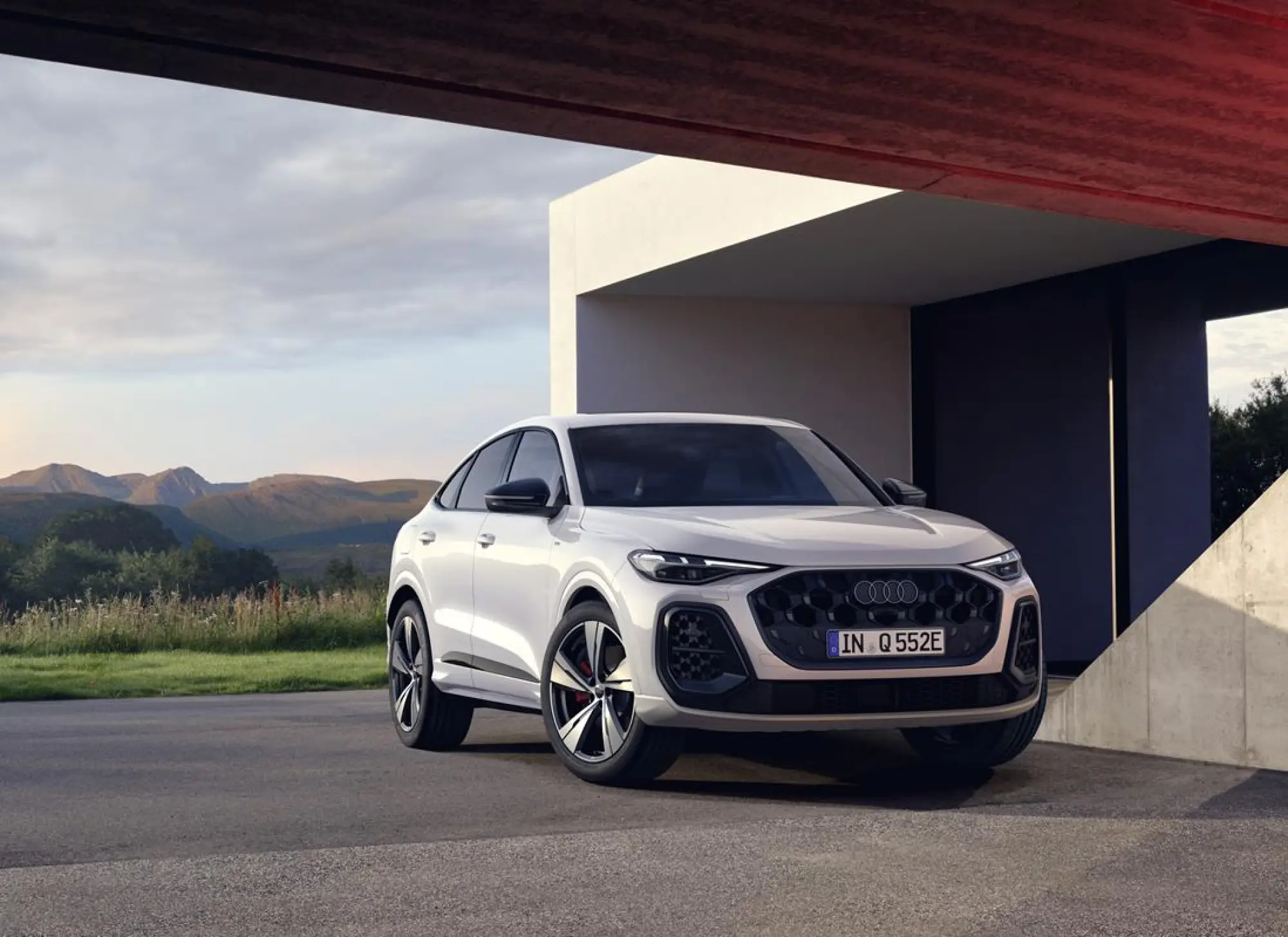Audi Q5 e-hybrid quattro - 28