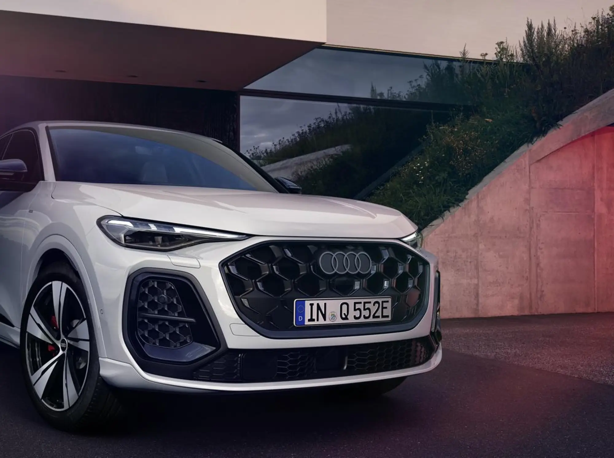 Audi Q5 e-hybrid quattro - 26