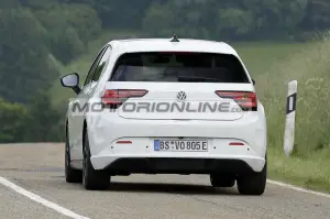 Volkswagen ID 2 - Foto spia 11-6-2025 - 12
