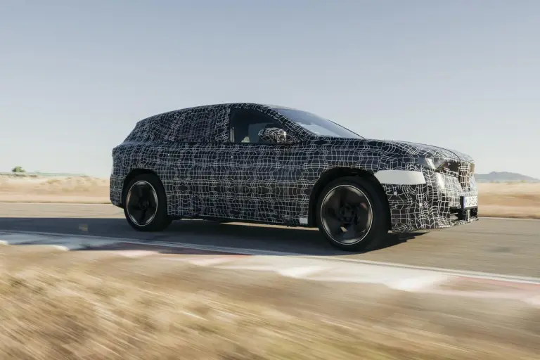 BMW iX3 2026 - Test prototipi - 14