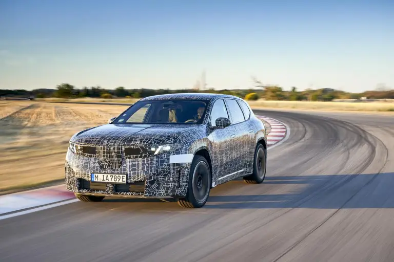 BMW iX3 2026 - Test prototipi - 26